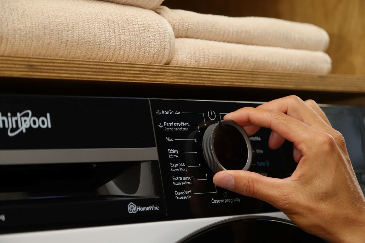 Sušička Whirlpool.