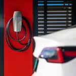 Detail na nabíjačku na elektromobily.