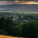 Pohľad z kopca na obec Košeca.