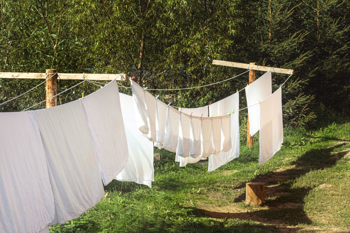 Sušenie bielizne na slnku.