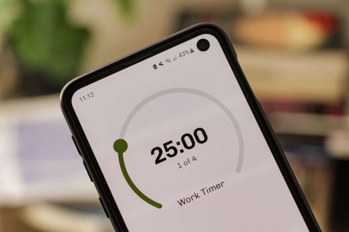 Okrem klasického mechanického kuchynského časovača môžete použiť aj odpočítavanie v mobile. Na stiahnutie sú dostupné aj rôzne pomodoro aplikácie.