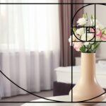 Fibonacciho špirála pri interiéri s vázou s kvetmi na stolíku