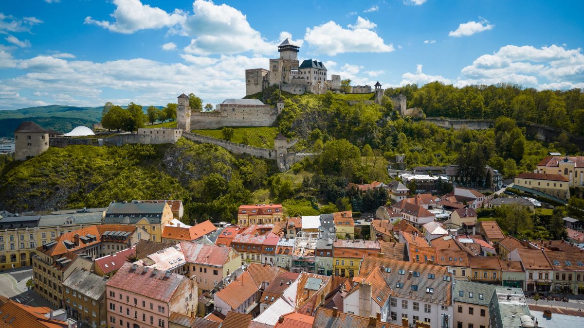 Trenčín je spolu s víťazom rebríčka, fínskym mestom Oulu, Európskym hlavným mestom kultúry pre rok 2026.
